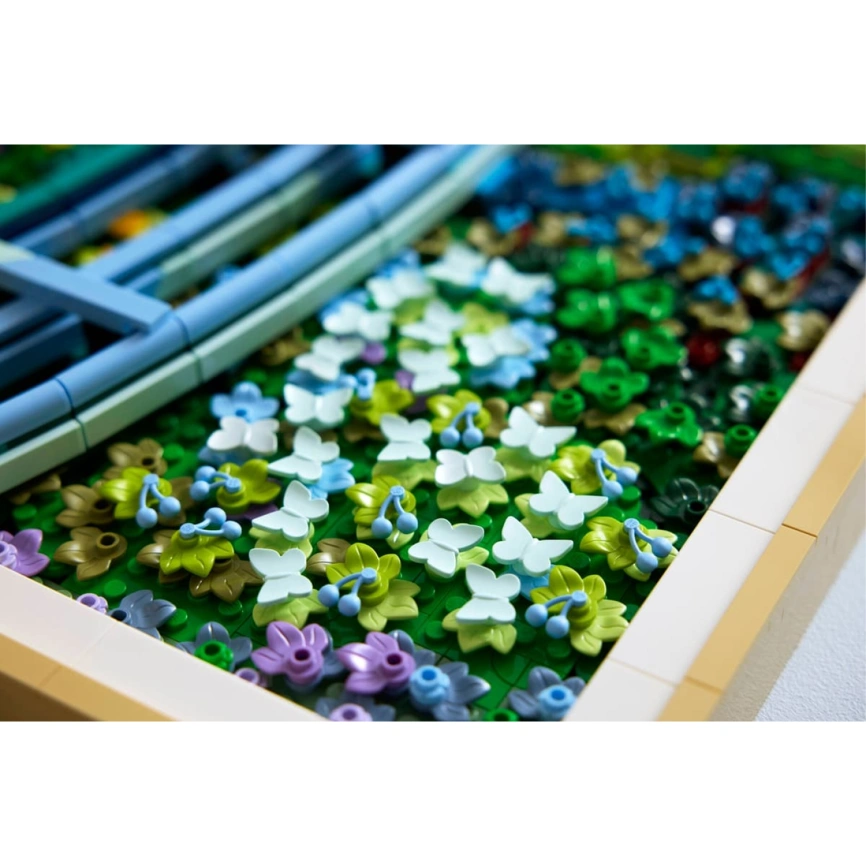 Конструктор LEGO Art Claude Monet Bridge over a Pond 31220 фото 6