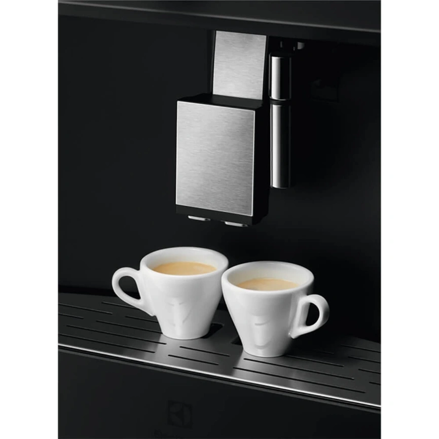 Кофемашина Electrolux KBC85Z Black фото 6